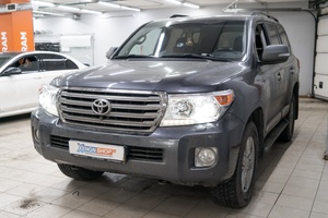 Land cruiser 200 2008 цоколь