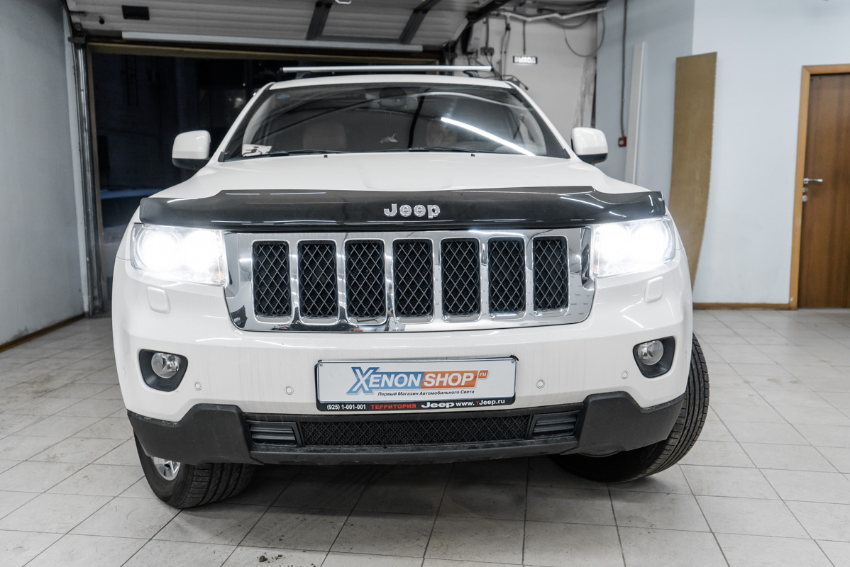 Мигает ксенон jeep grand cherokee wk2