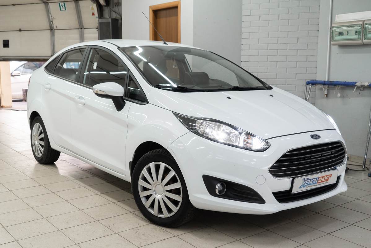 Установка линз в фары Форд Фиеста (Ford Fiesta) 2015 года - Установка  КсенонШоп в Москве