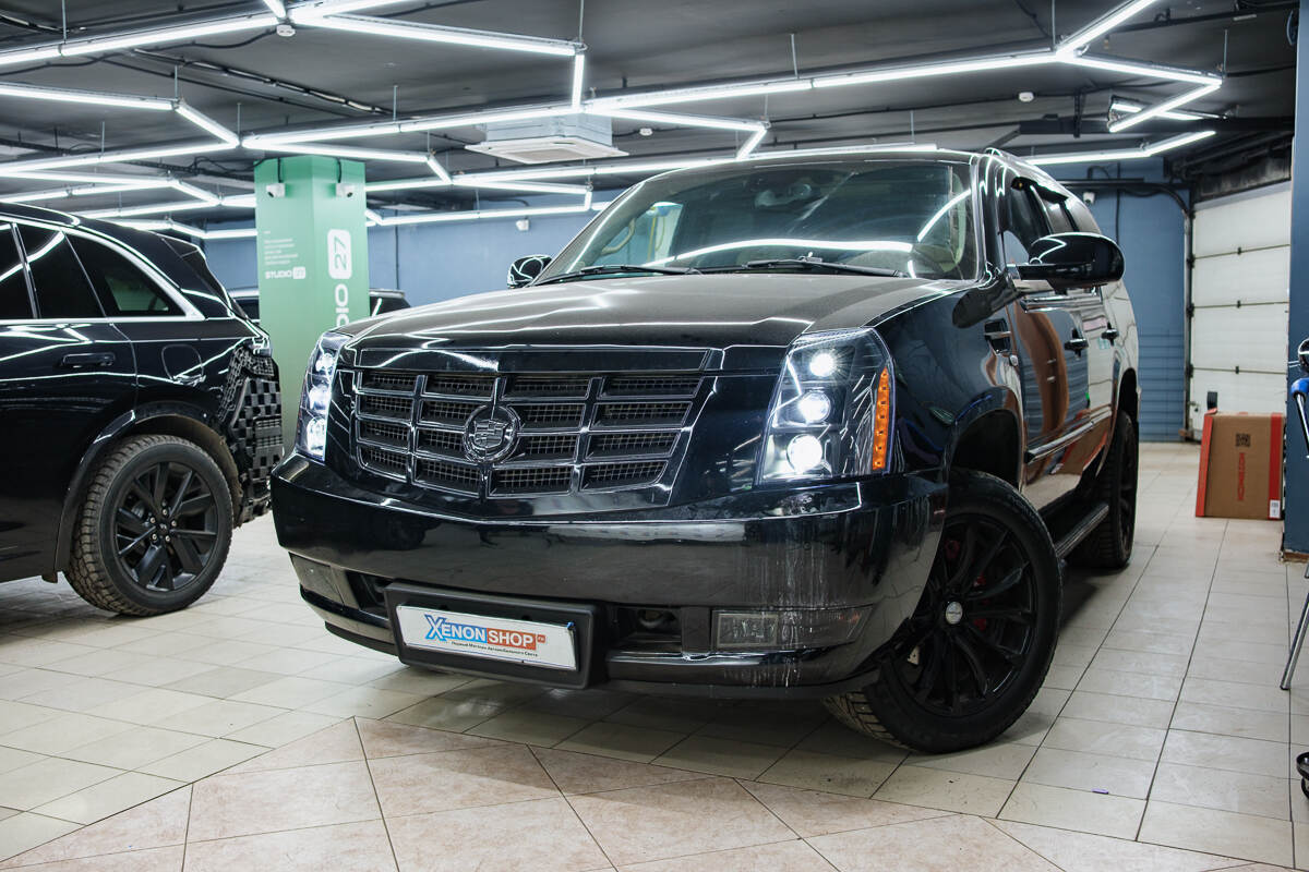 Установка шести линз в фары Cadillac Escalade (2007)