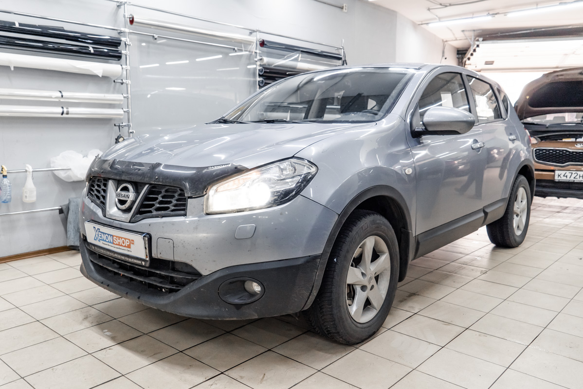 7 Nissan Qashqai 2012