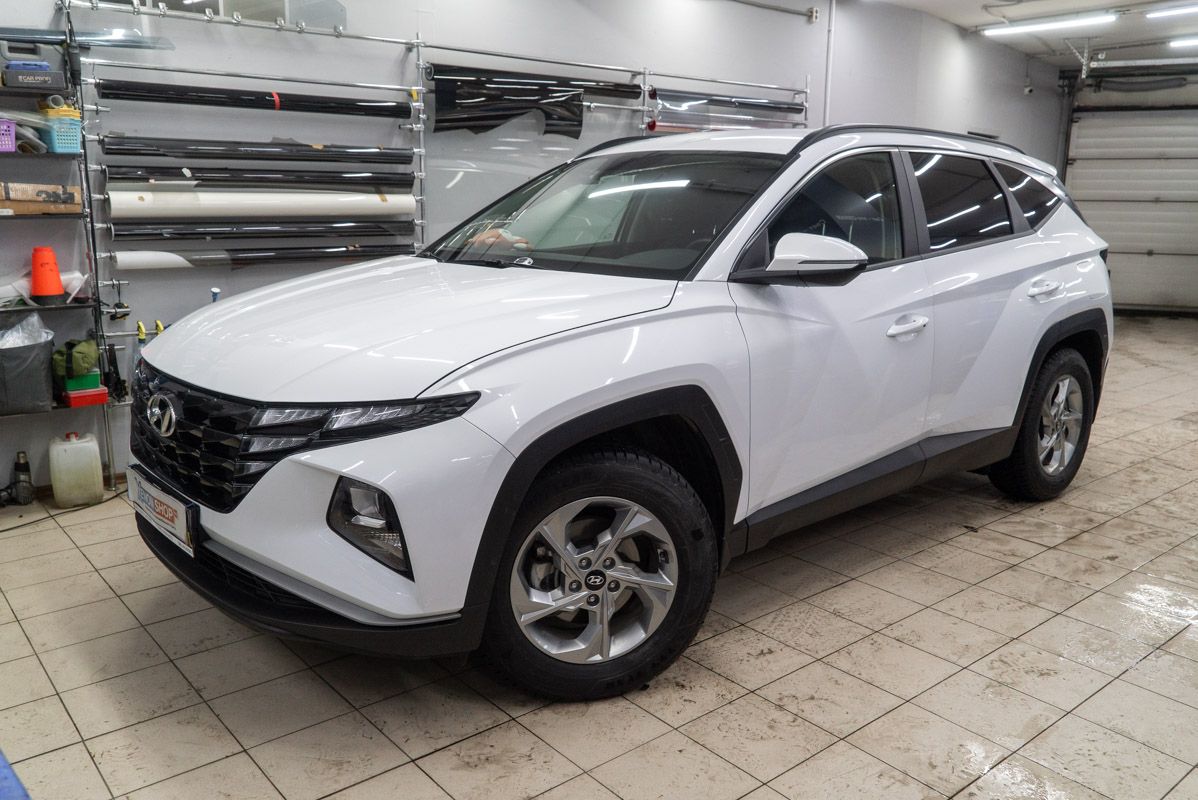 Тонировка задних стекол Хендай Туксон (Hyundai Tucson) 2021 года -  Установка КсенонШоп в Москве