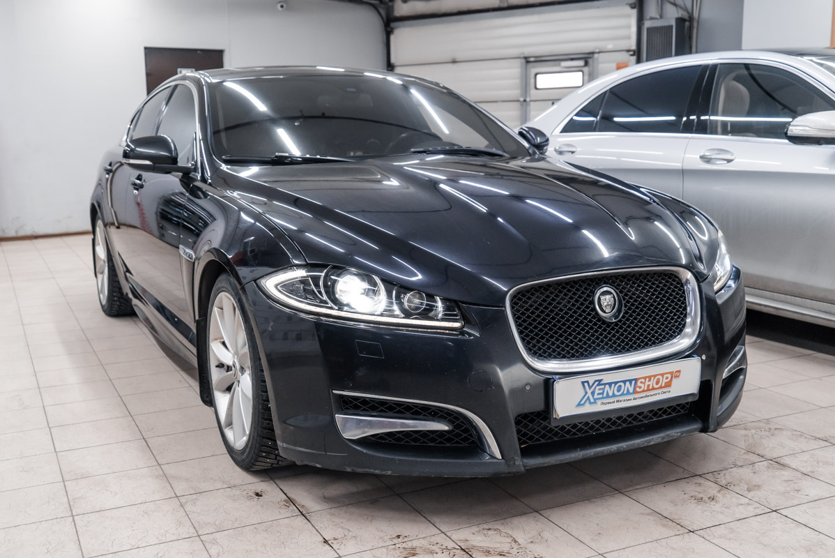 Ягуар хф 2012. Jaguar XF 2012. Ягуар хф 2021 Рестайлинг. Ягуар XF темная решетка.