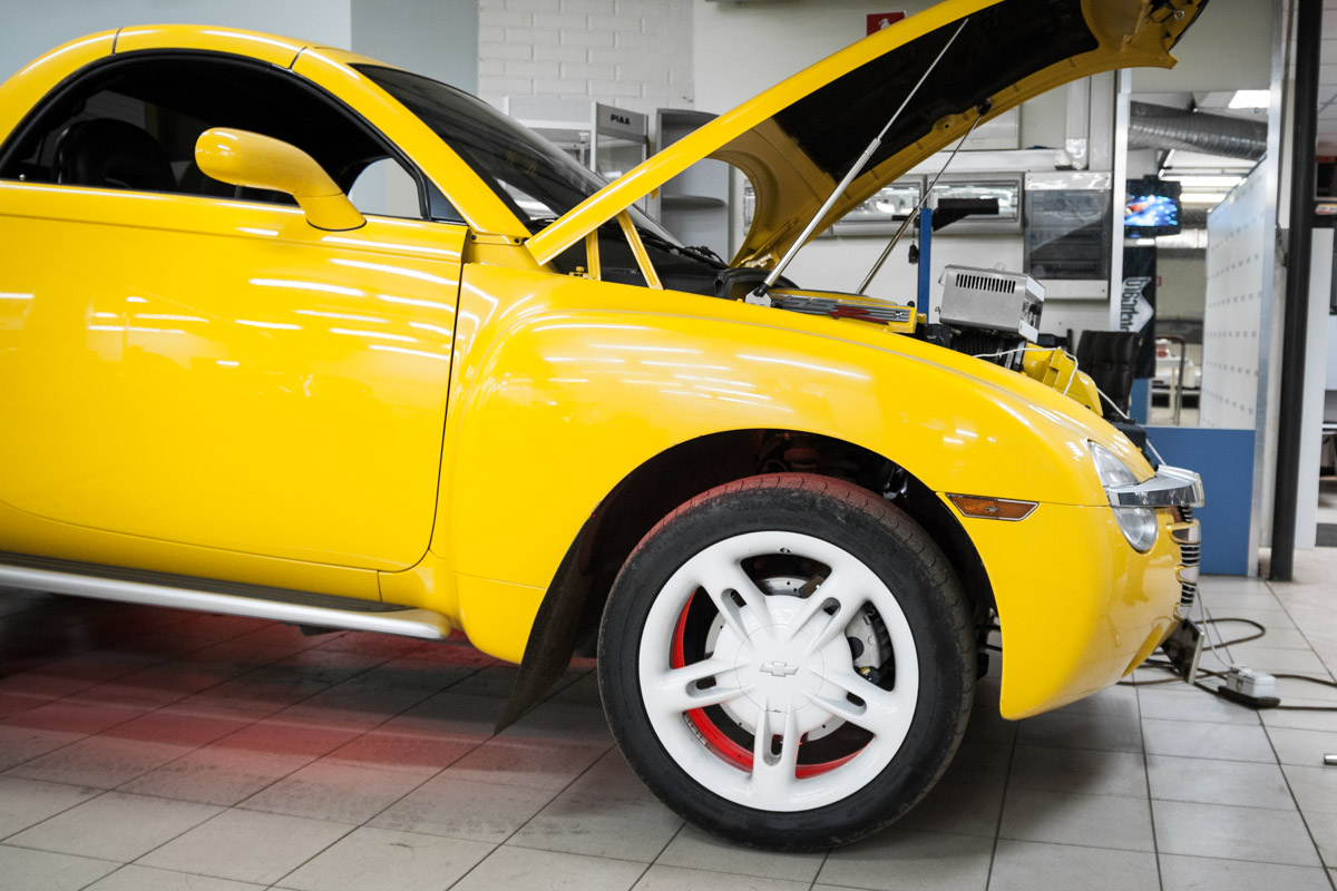 Chevrolet SSR Yellow