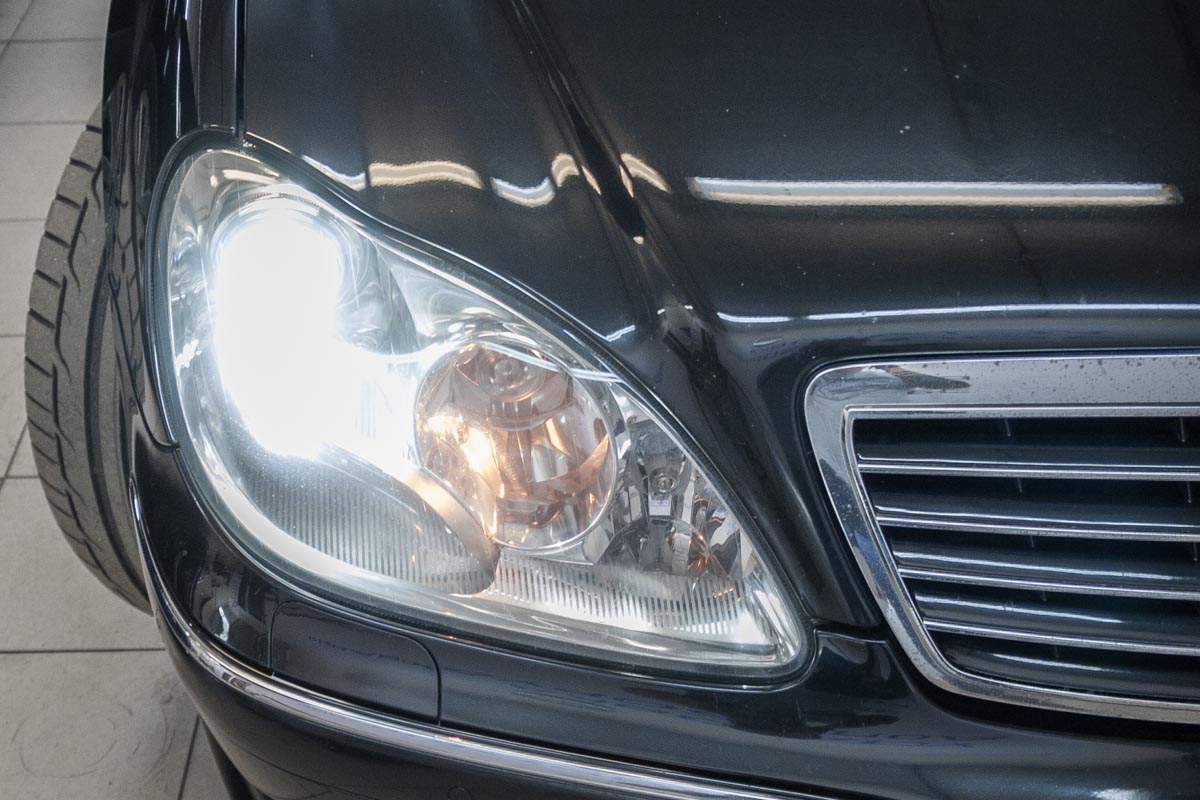 Замена габаритной лампы, лампы поворотника, ближнего и дальнего света Mercedes W169