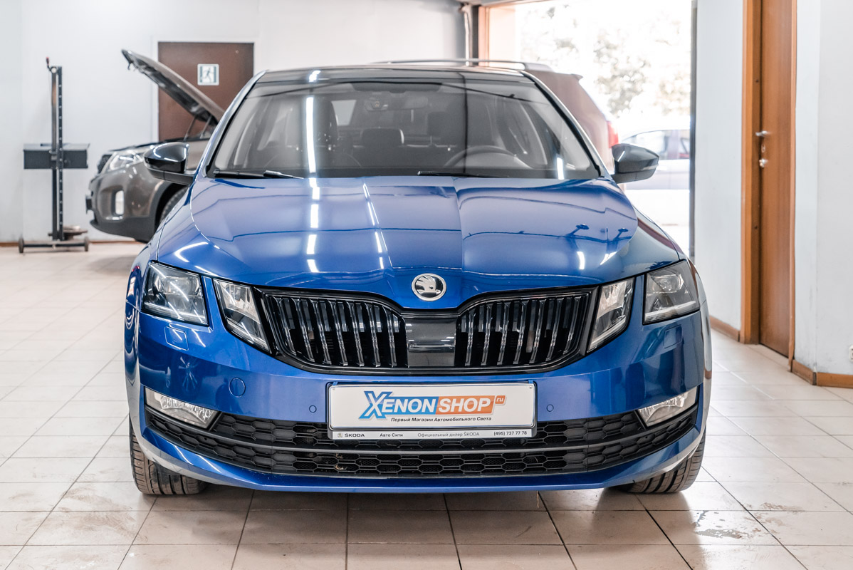 Бронирование фар и зоны погрузки Шкода Октавиа A7 (Skoda Octavia) -  Установка КсенонШоп в Москве