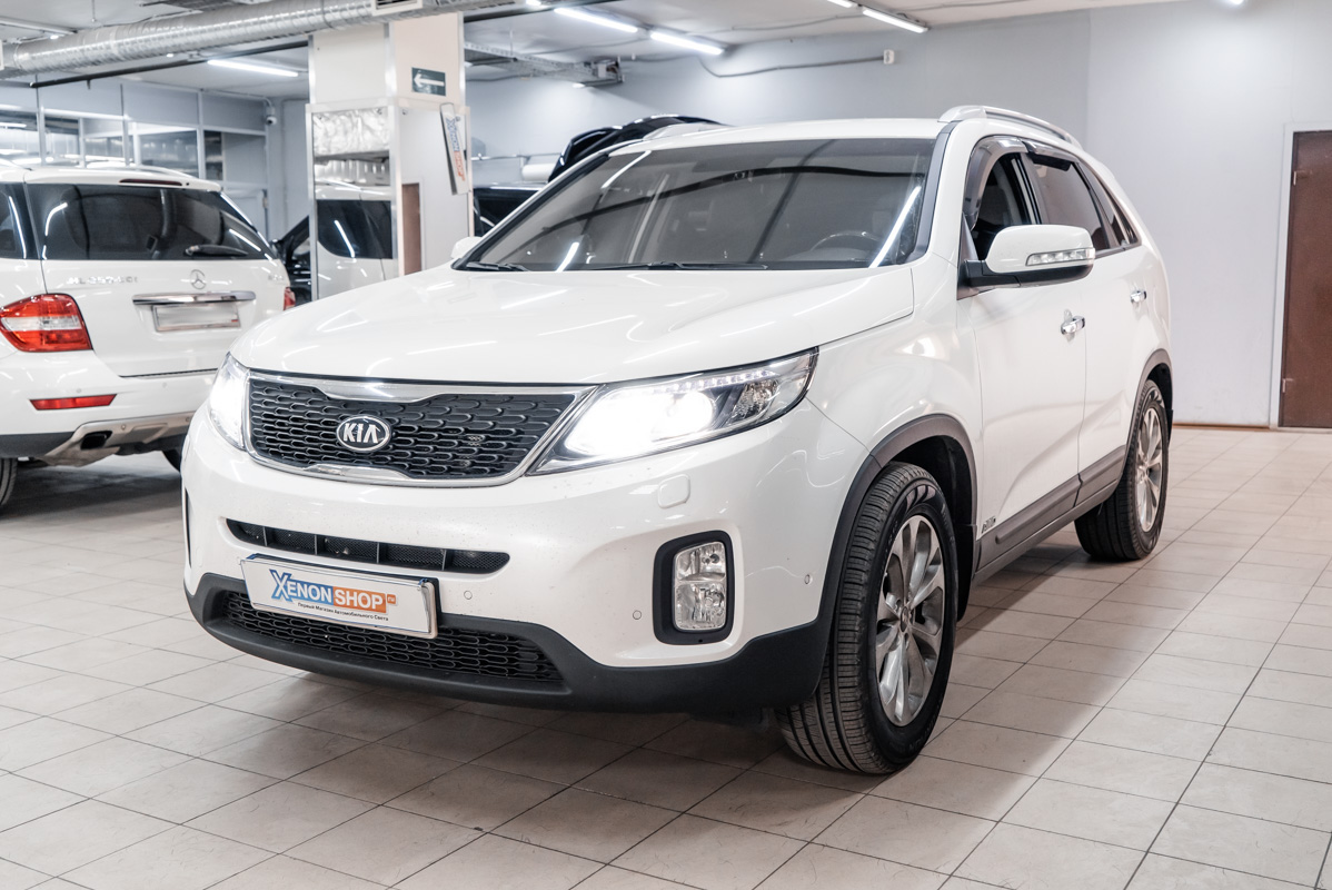 Замена галогена в дальнем свете КИА Соренто (KIA Sorento) на светодиодные  лампы - Установка КсенонШоп в Москве