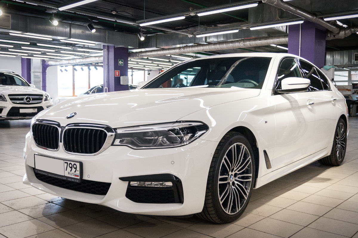 Керамическое покрытие Ceramic PRO 9H БМВ 540и Г30 (BMW 540i G30) -  Тонировка задней полусферы - Установка КсенонШоп в Москве